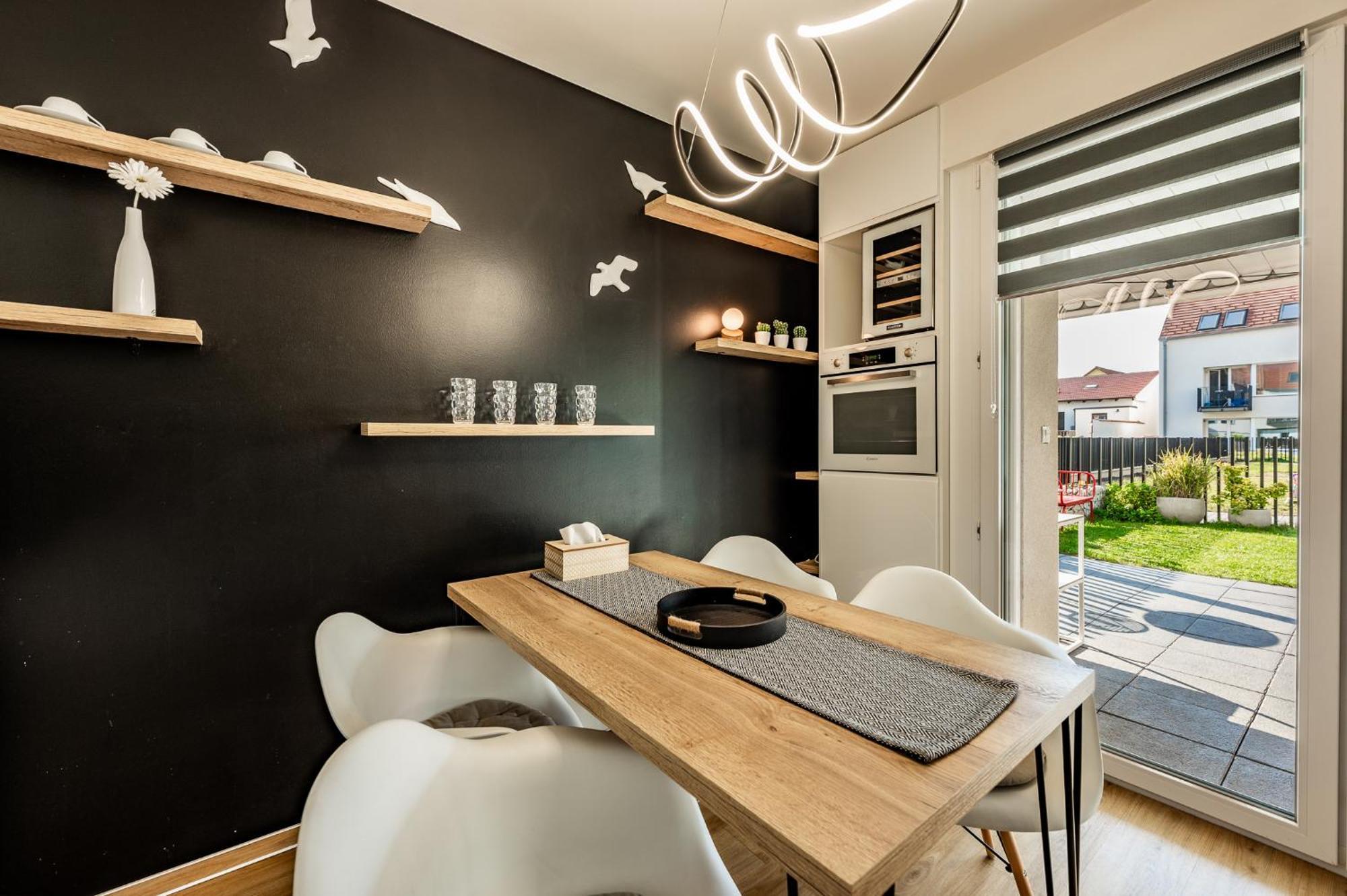 Apartment Pergola